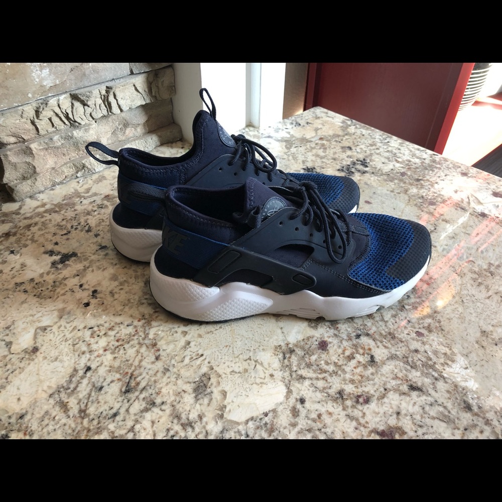 Nike Hurache Navy Blue 7Y